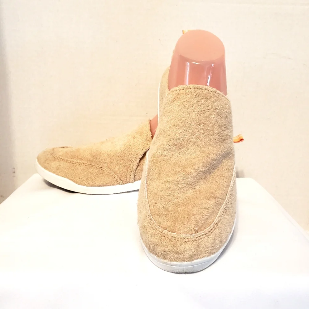 Vionic Beach Malibu Tan Terry Cloth Slip-on Beach Shoes Size: 8.5 - Picture 1 of 12